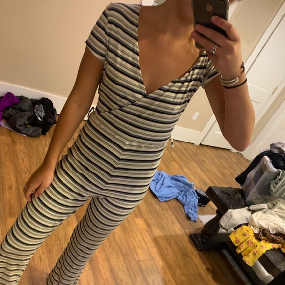 Shop resurrection jumpsuit - Picture 1 of 3